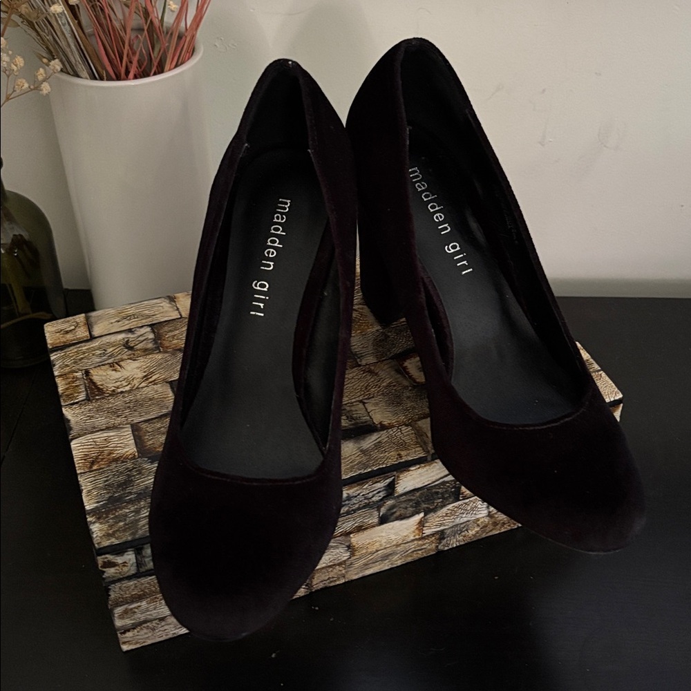 MADDEN GIRL (7.5) Buenos Black Fabric Pumps Round Toe - Picture 14 of 15